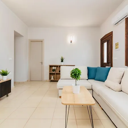 Astoria Villa