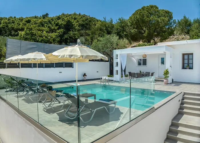 Villa Astoria Keri