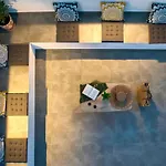 Astoria Villa