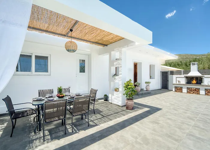Villa Astoria Keri